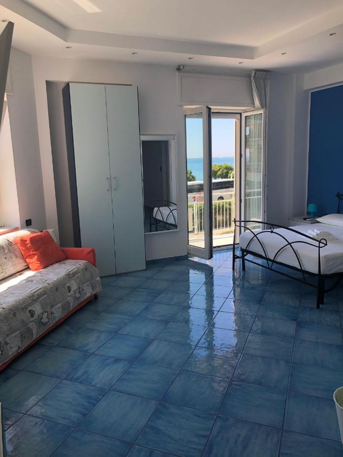 Blue Sea Salerno Hotel Buitenkant foto